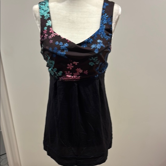 lululemon athletica Tops - Lululemon Athletica Floral Tank Top - Black with Blue and Pink